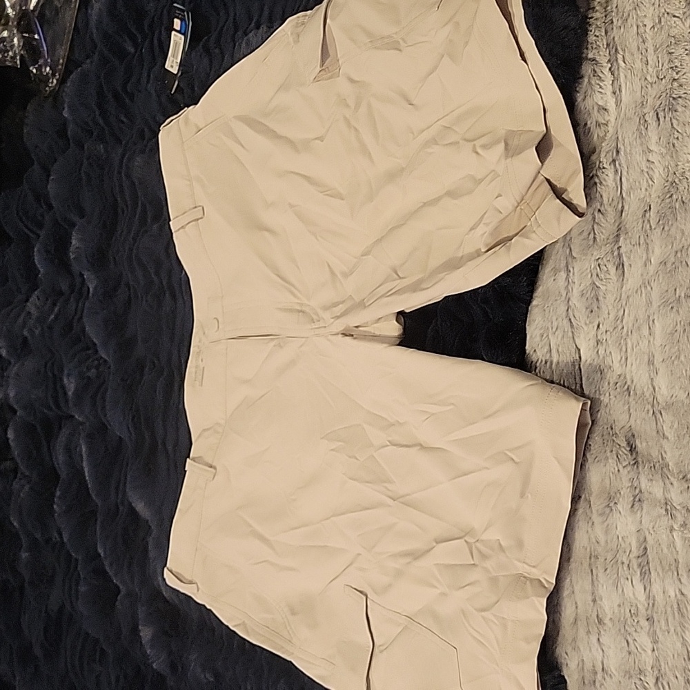 NWT Nike Golf Khaki Shorts